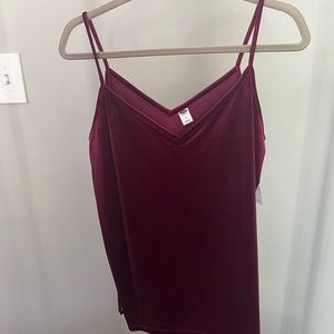 Women’s Old Navy Maroon Velvet Cami | Size Medium | New with tags